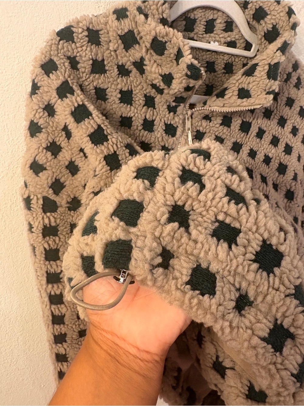 NWT Fashion Clothing Checkered Fleece Jacket Small - Picture 9 of 9